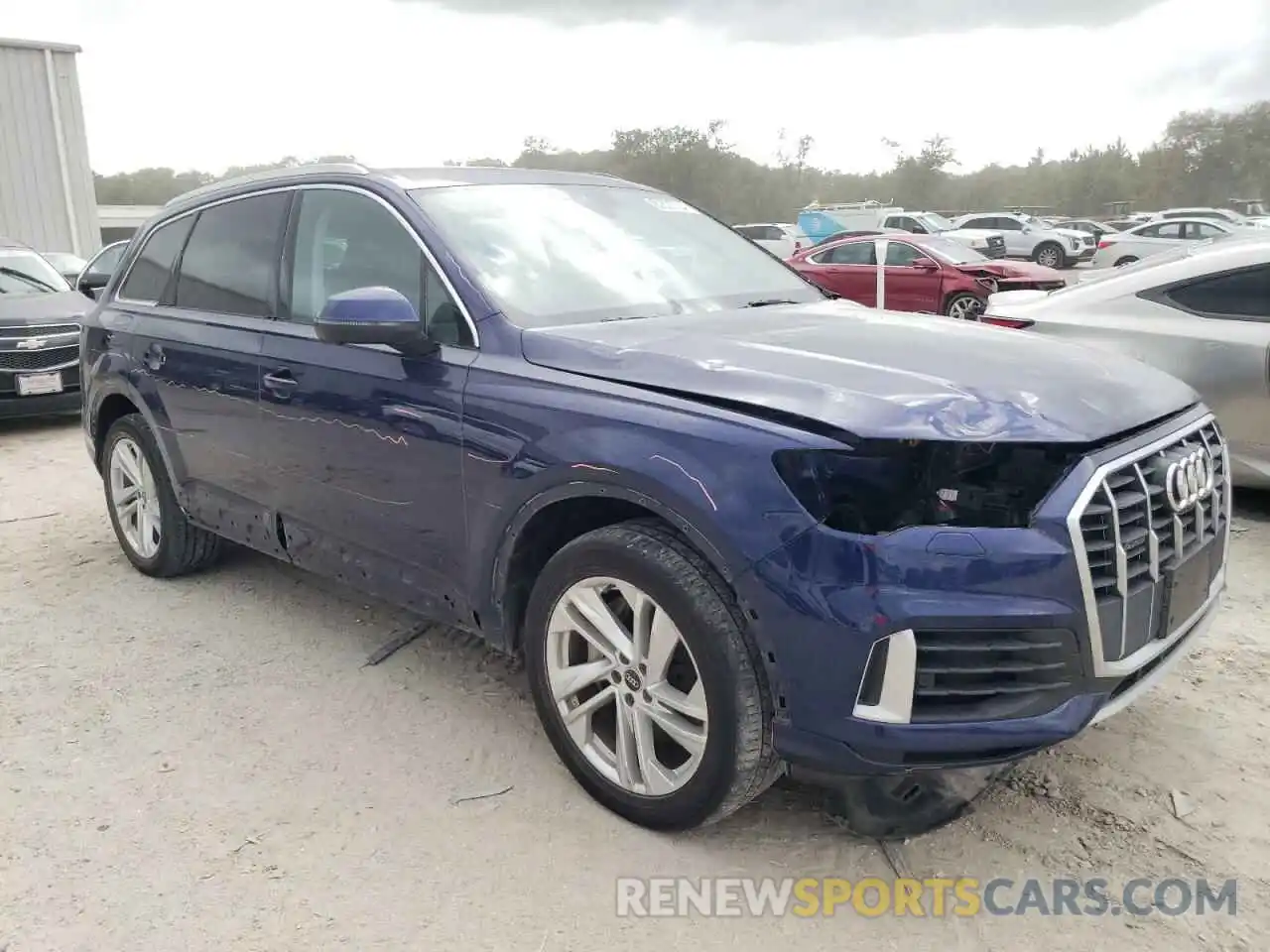 4 Photograph of a damaged car WA1LXAF79MD017326 AUDI Q7 2021