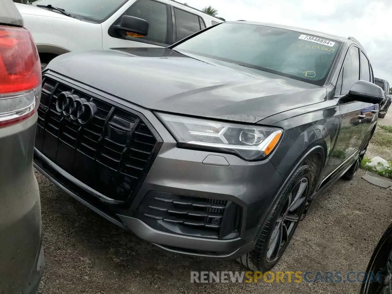 1 Photograph of a damaged car WA1LXAF79MD025846 AUDI Q7 2021