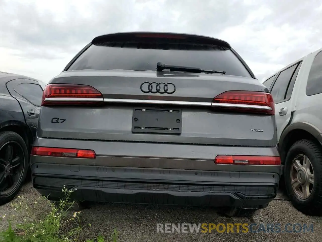 6 Photograph of a damaged car WA1LXAF79MD025846 AUDI Q7 2021