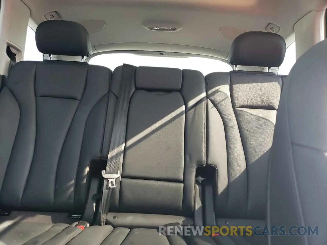 10 Photograph of a damaged car WA1LXAF79MD032246 AUDI Q7 2021