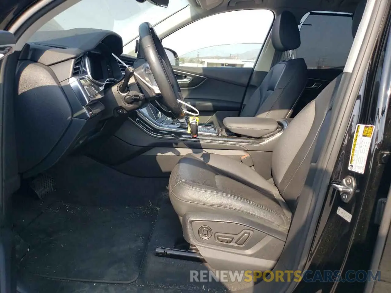 7 Photograph of a damaged car WA1LXAF79MD032246 AUDI Q7 2021
