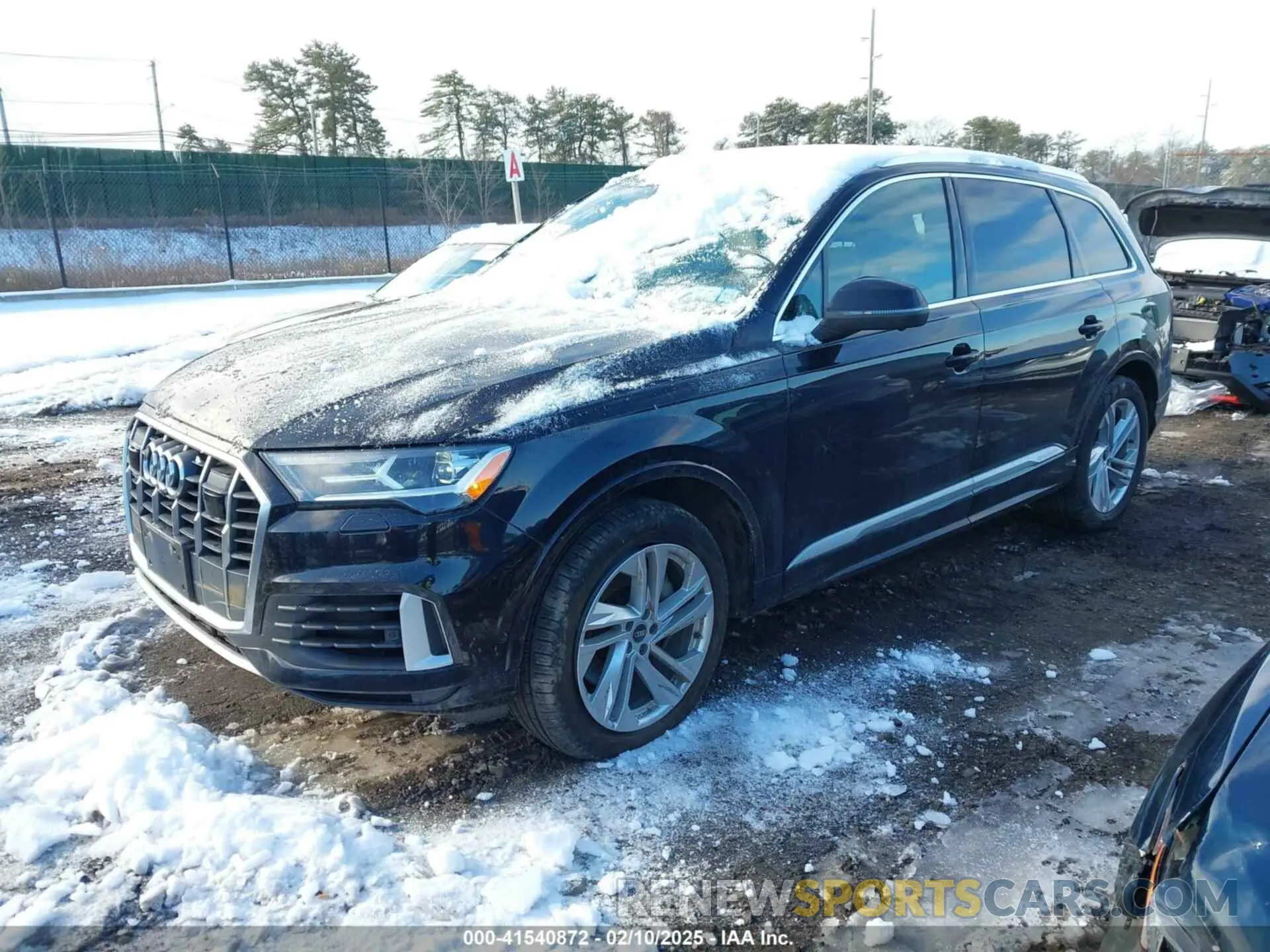 2 Photograph of a damaged car WA1LXAF79MD032540 AUDI Q7 2021