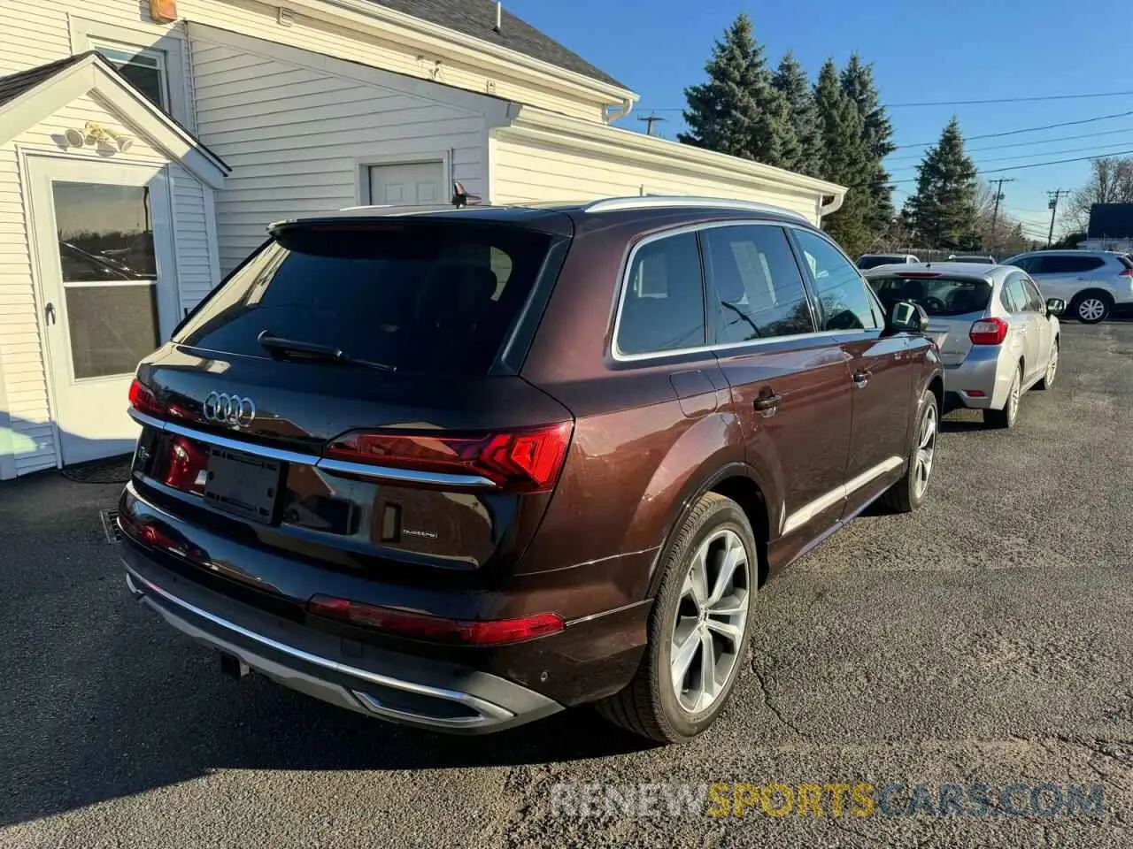 3 Photograph of a damaged car WA1LXAF7XMD013446 AUDI Q7 2021