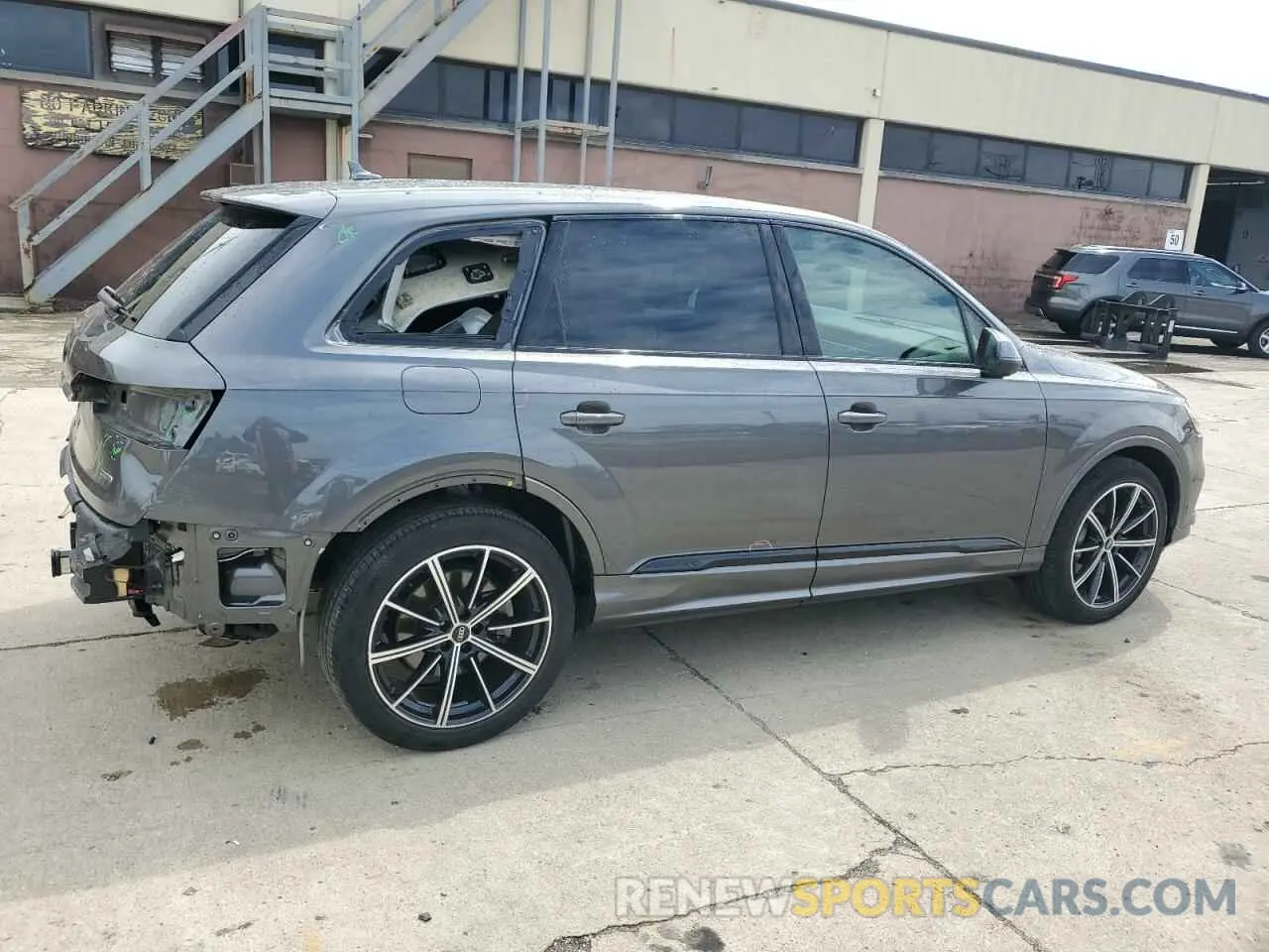 3 Photograph of a damaged car WA1LXAF7XMD035947 AUDI Q7 2021