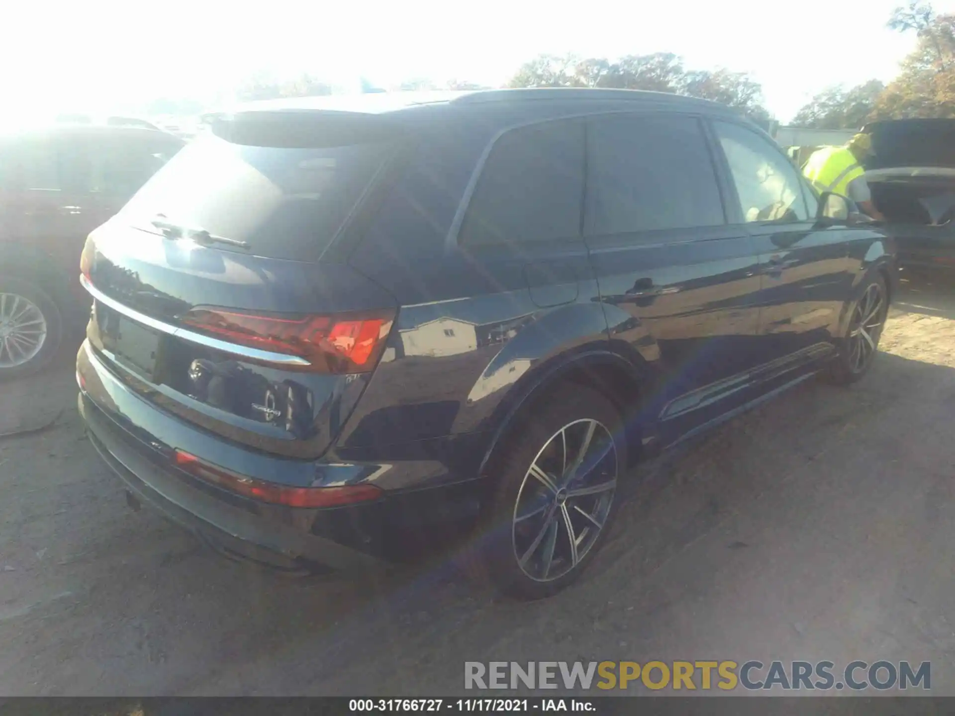 4 Photograph of a damaged car WA1LXAF7XMD038153 AUDI Q7 2021