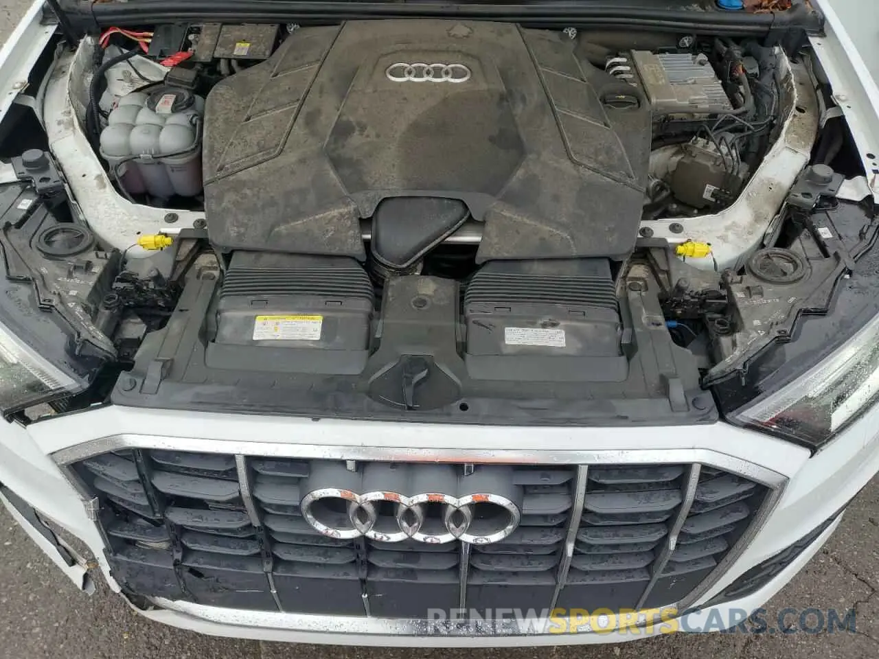 12 Photograph of a damaged car WA1LXAF7XMD041036 AUDI Q7 2021