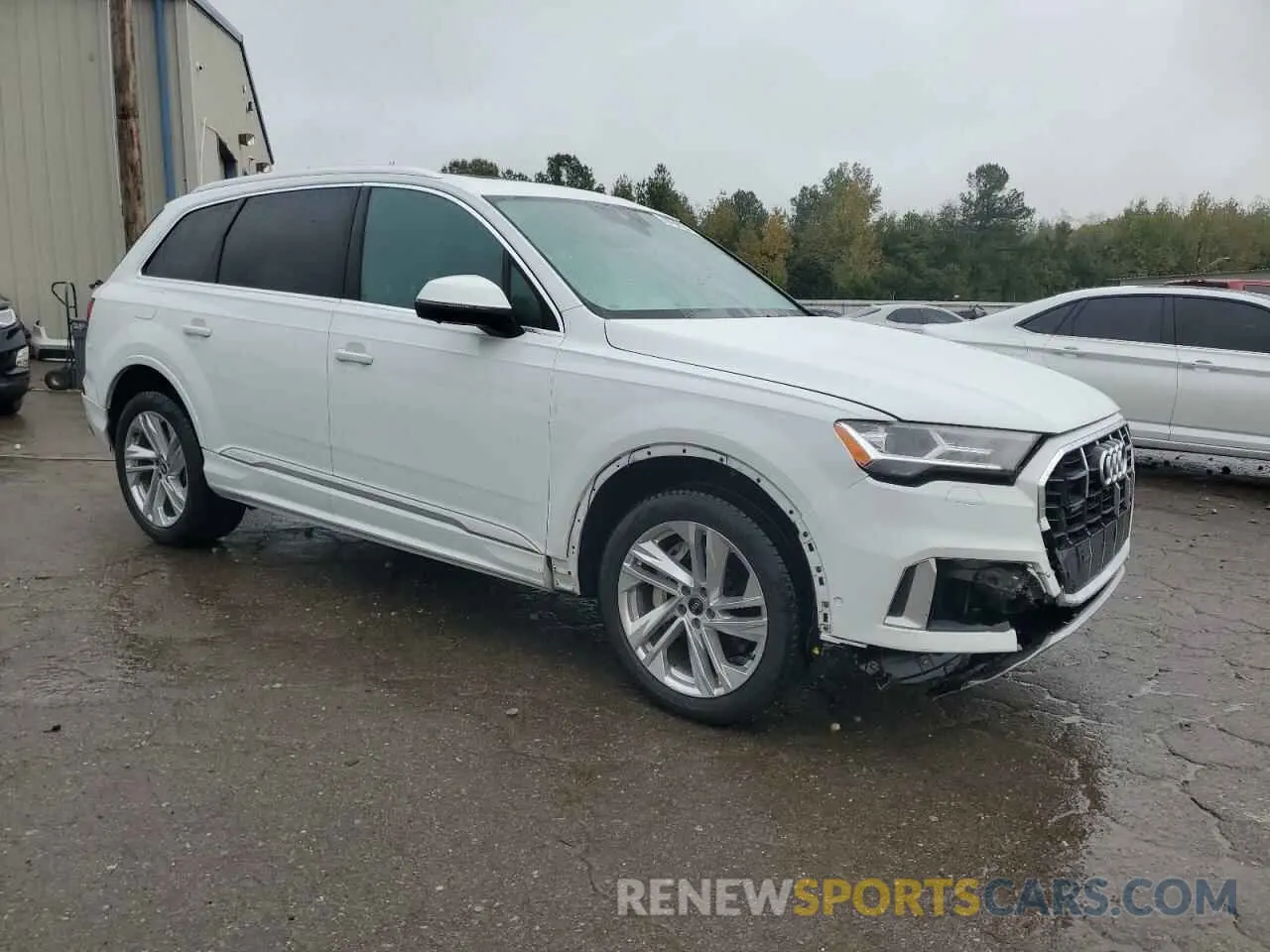 4 Photograph of a damaged car WA1LXAF7XMD041036 AUDI Q7 2021