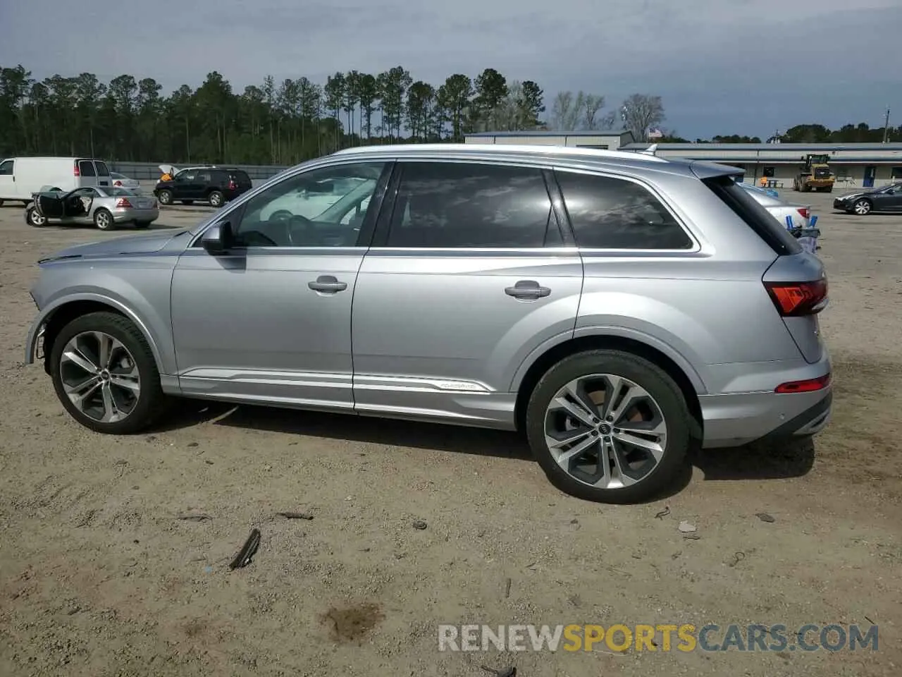 2 Photograph of a damaged car WA1LXAF7XMD041229 AUDI Q7 2021