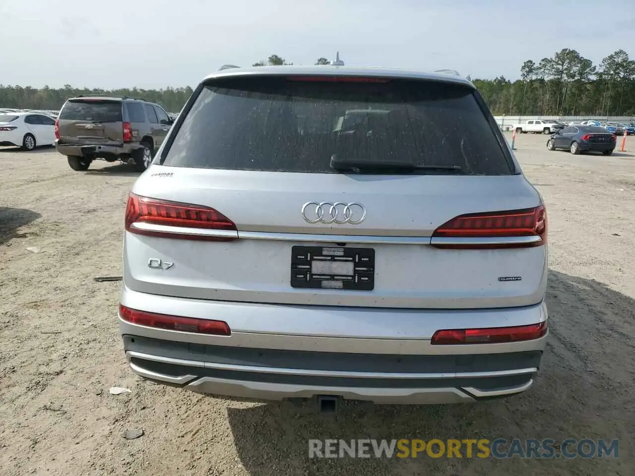 6 Photograph of a damaged car WA1LXAF7XMD041229 AUDI Q7 2021