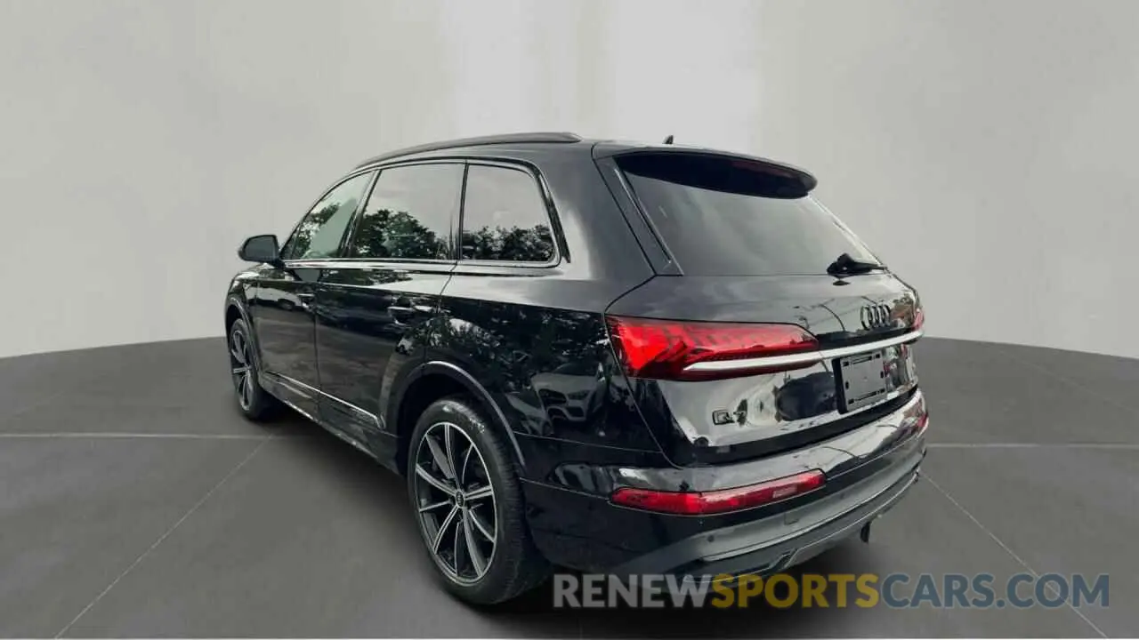 3 Photograph of a damaged car WA1LXBF74MD024562 AUDI Q7 2021
