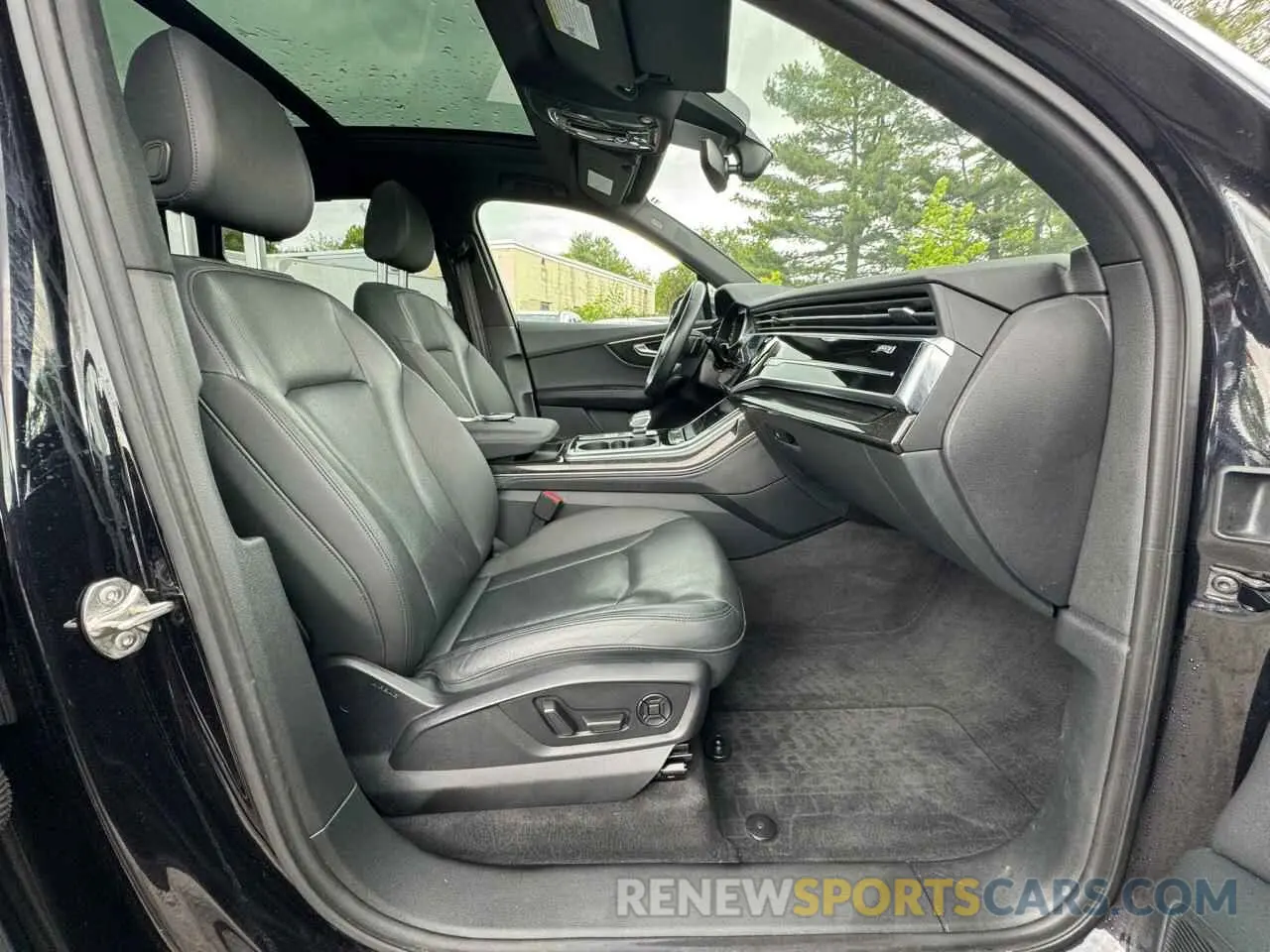 5 Photograph of a damaged car WA1LXBF74MD024562 AUDI Q7 2021