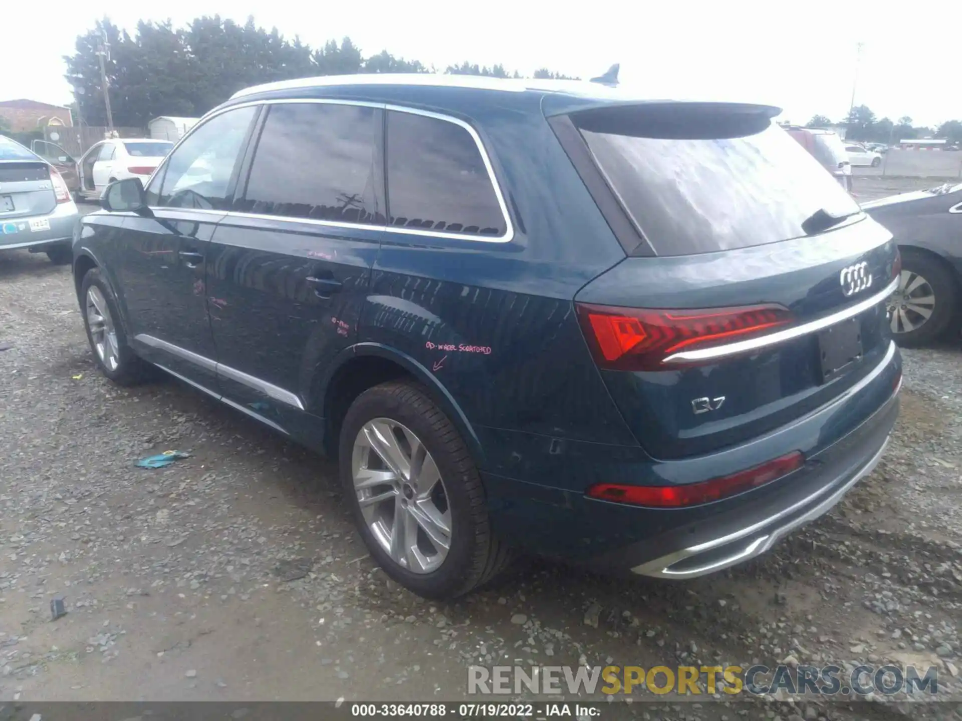 3 Photograph of a damaged car WA1LXBF76MD040682 AUDI Q7 2021