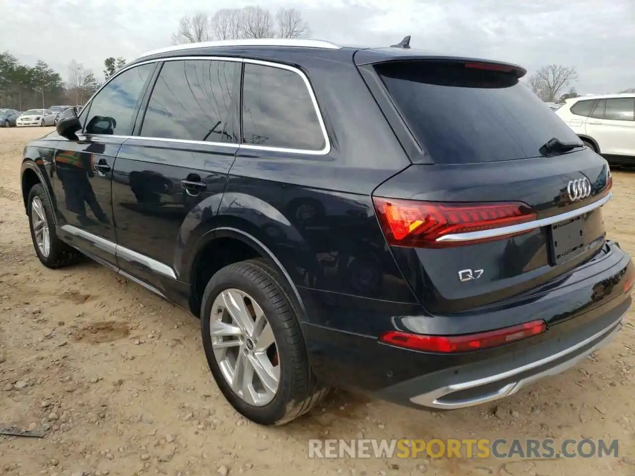 3 Photograph of a damaged car WA1VXAF71MD028037 AUDI Q7 2021