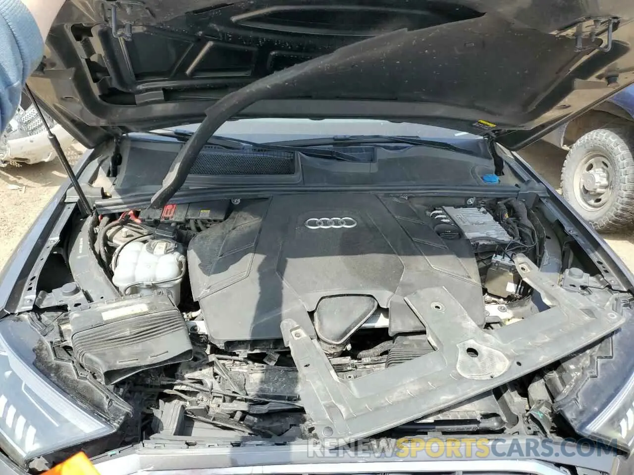 12 Photograph of a damaged car WA1VXAF72MD013689 AUDI Q7 2021