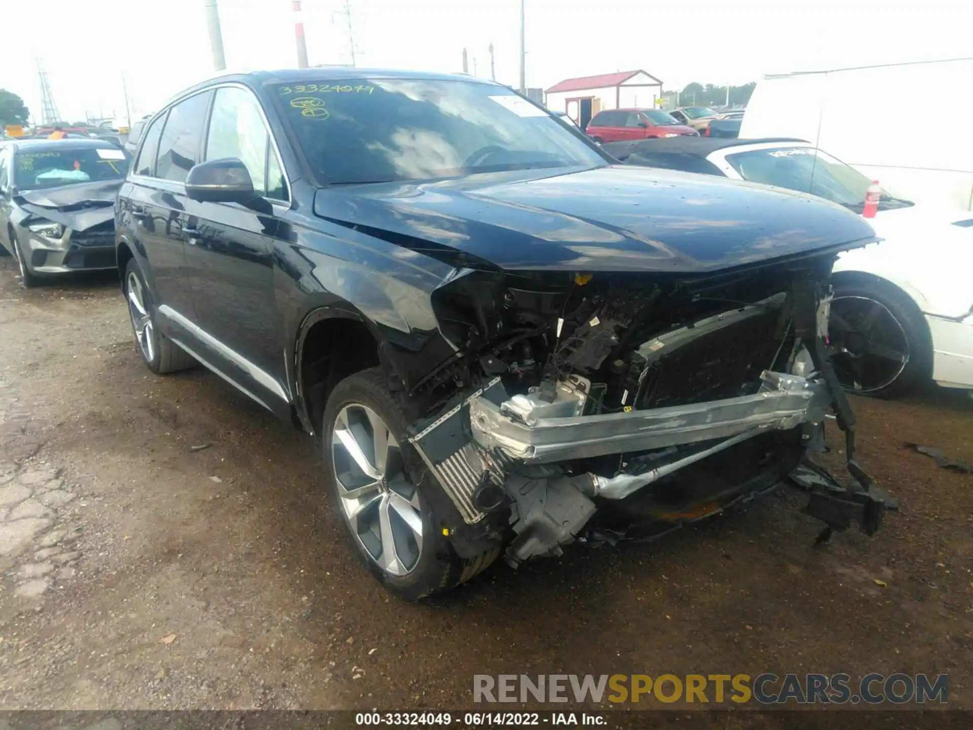 6 Photograph of a damaged car WA1VXAF72MD015636 AUDI Q7 2021