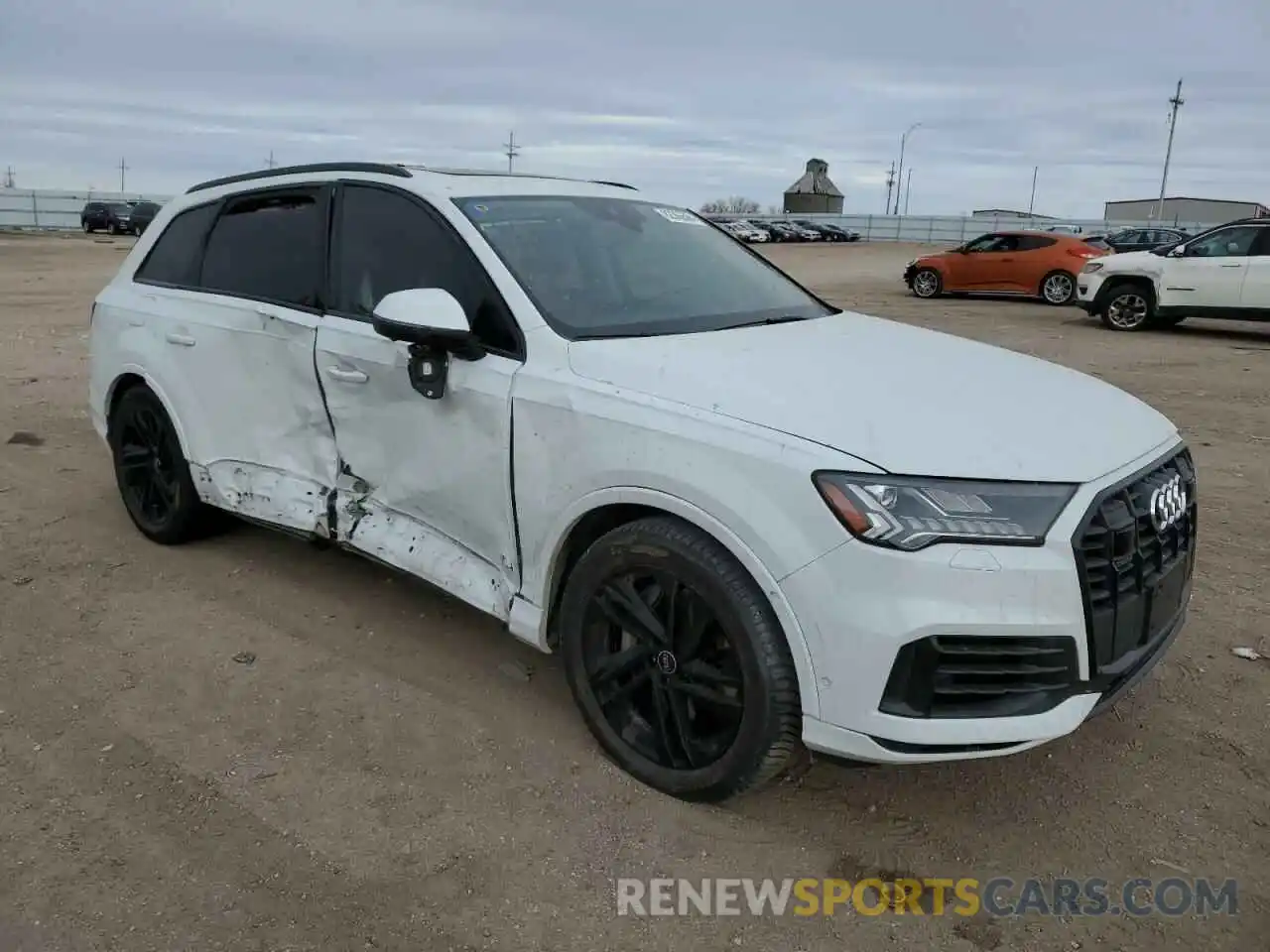 4 Photograph of a damaged car WA1VXAF73MD020750 AUDI Q7 2021