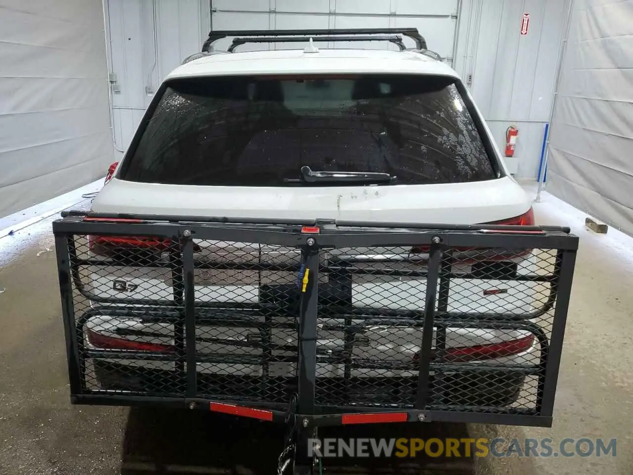 6 Photograph of a damaged car WA1VXAF73MD022658 AUDI Q7 2021