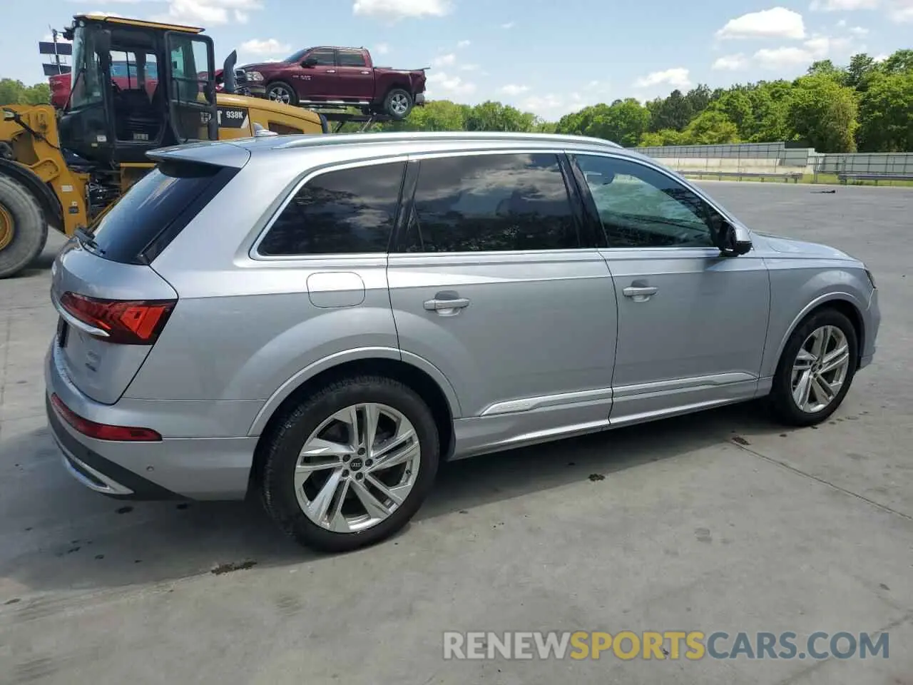 3 Photograph of a damaged car WA1VXAF74MD027884 AUDI Q7 2021