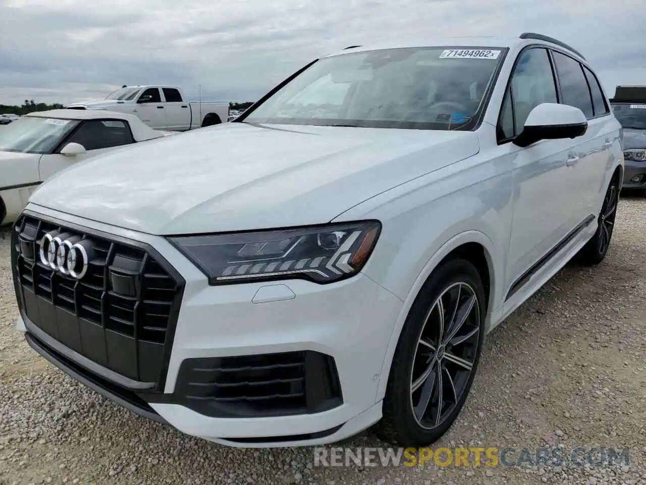 1 Photograph of a damaged car WA1VXAF76MD022430 AUDI Q7 2021