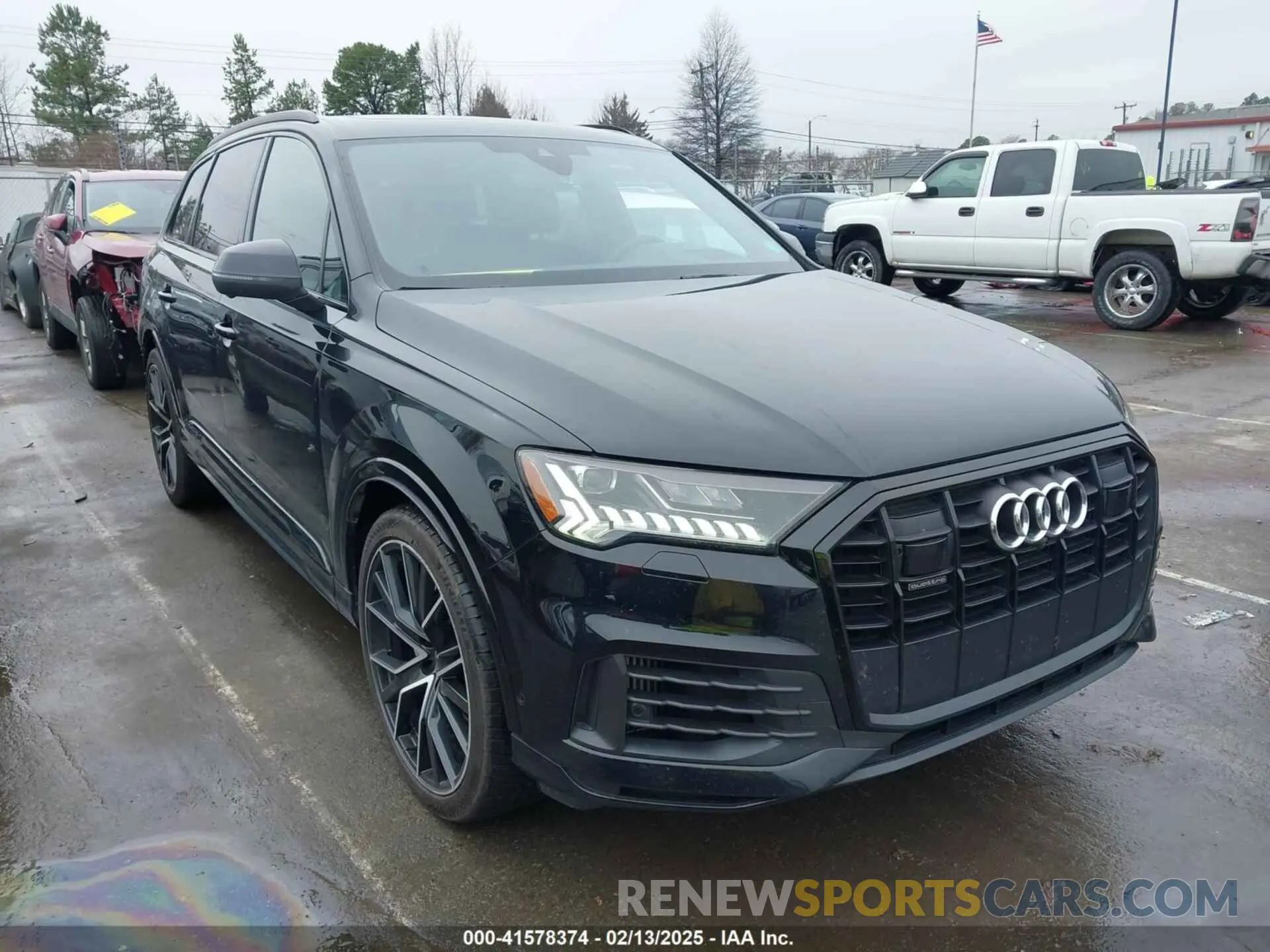 1 Photograph of a damaged car WA1VXAF77MD020007 AUDI Q7 2021