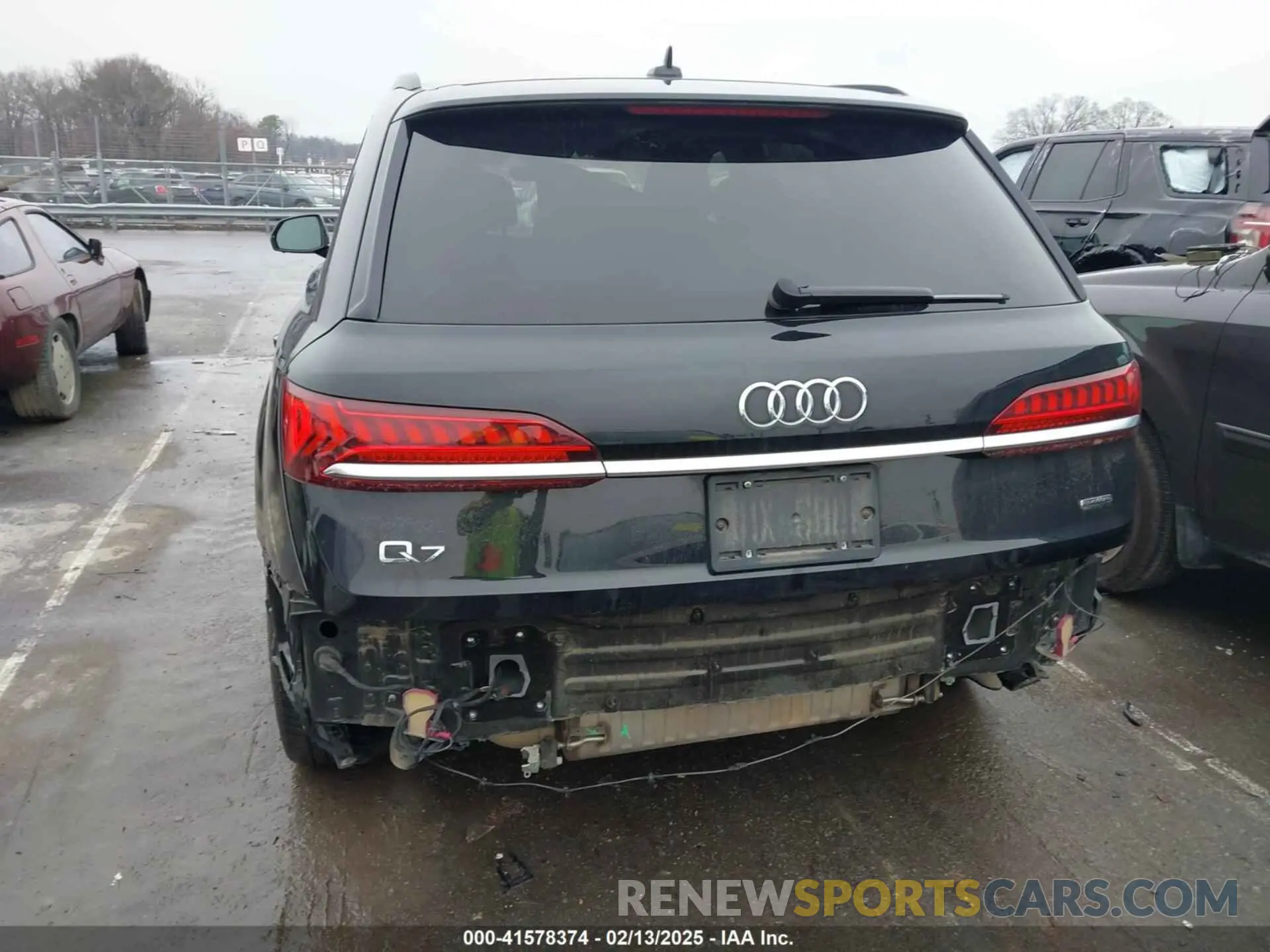 6 Photograph of a damaged car WA1VXAF77MD020007 AUDI Q7 2021