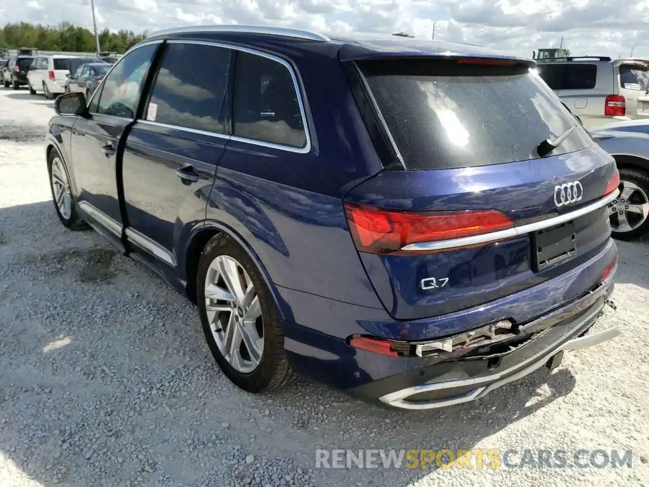 3 Photograph of a damaged car WA1VXAF77MD028799 AUDI Q7 2021