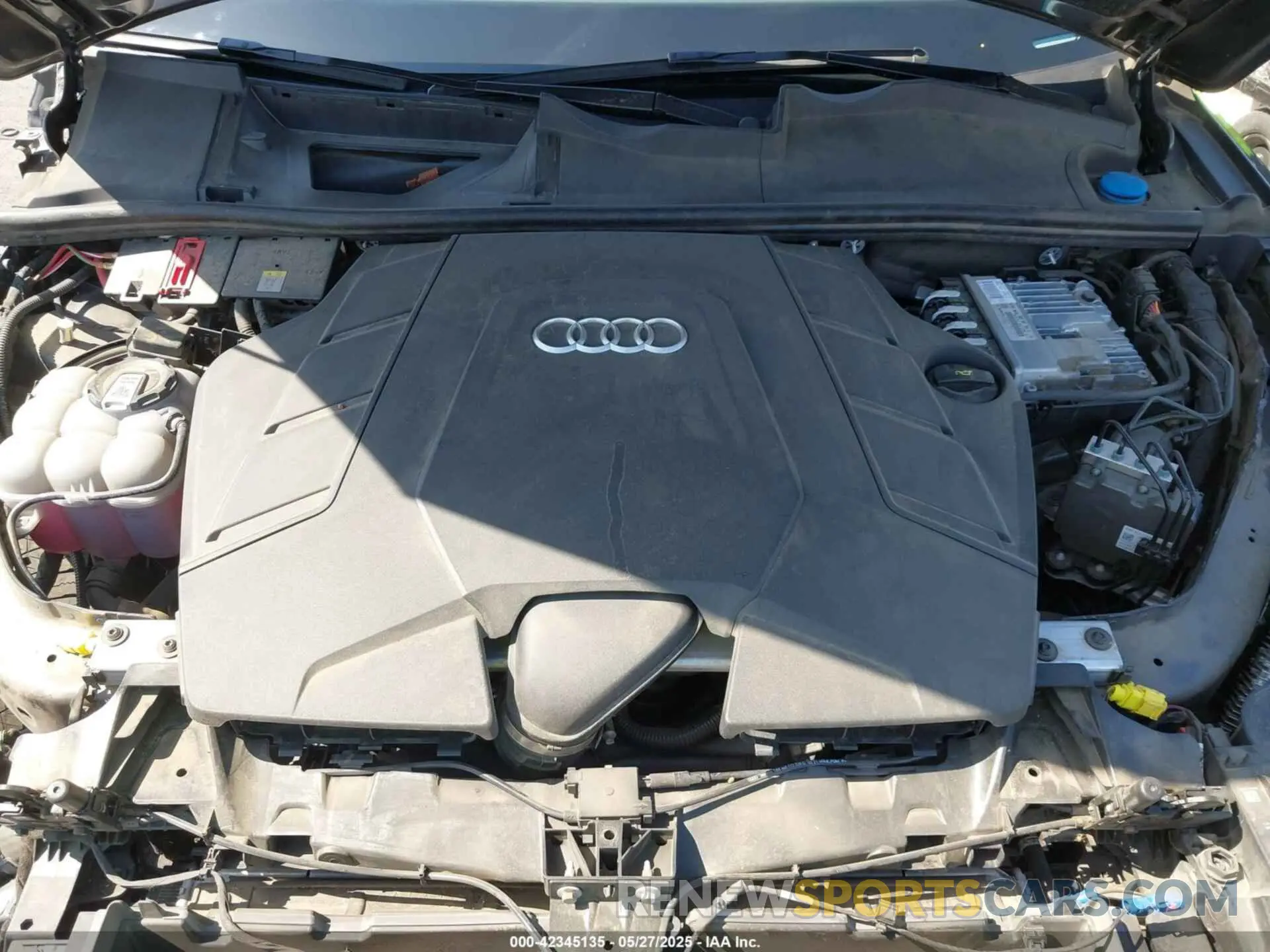 10 Photograph of a damaged car WA1VXAF77MD035798 AUDI Q7 2021