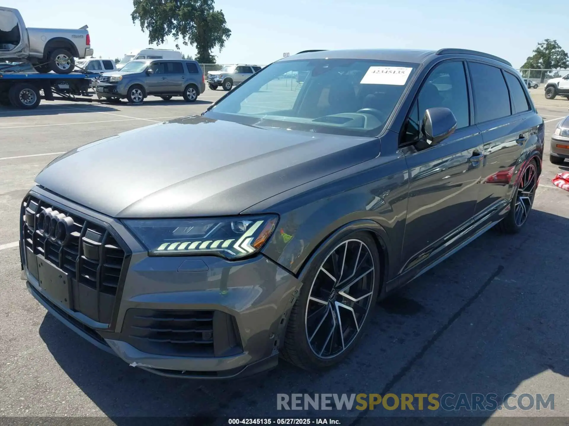 2 Photograph of a damaged car WA1VXAF77MD035798 AUDI Q7 2021