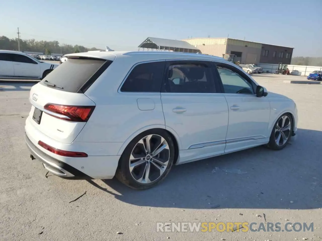 3 Photograph of a damaged car WA1VXAF78MD039441 AUDI Q7 2021