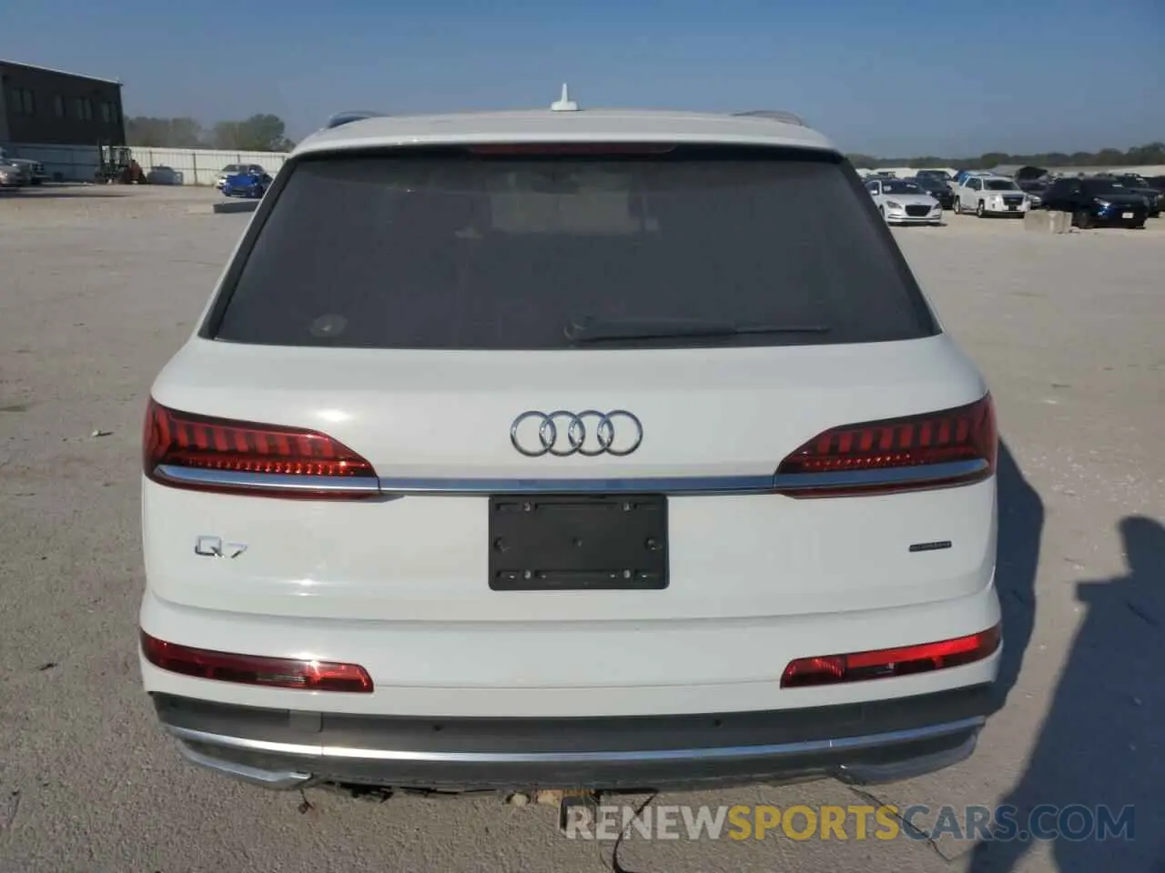 6 Photograph of a damaged car WA1VXAF78MD039441 AUDI Q7 2021
