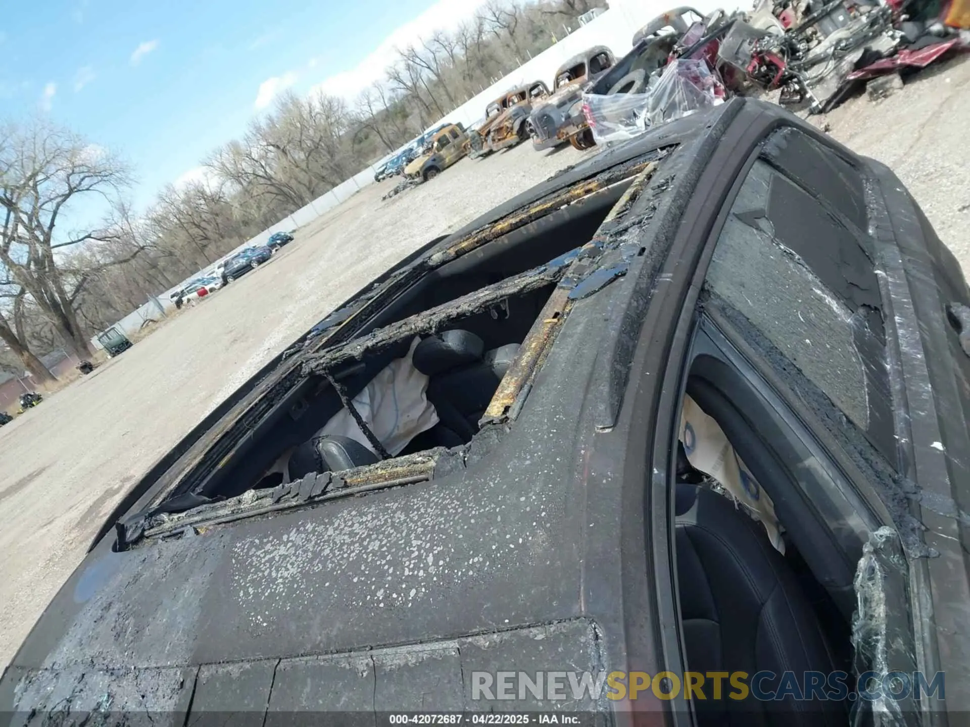 11 Photograph of a damaged car WA1VXBF73MD021287 AUDI Q7 2021