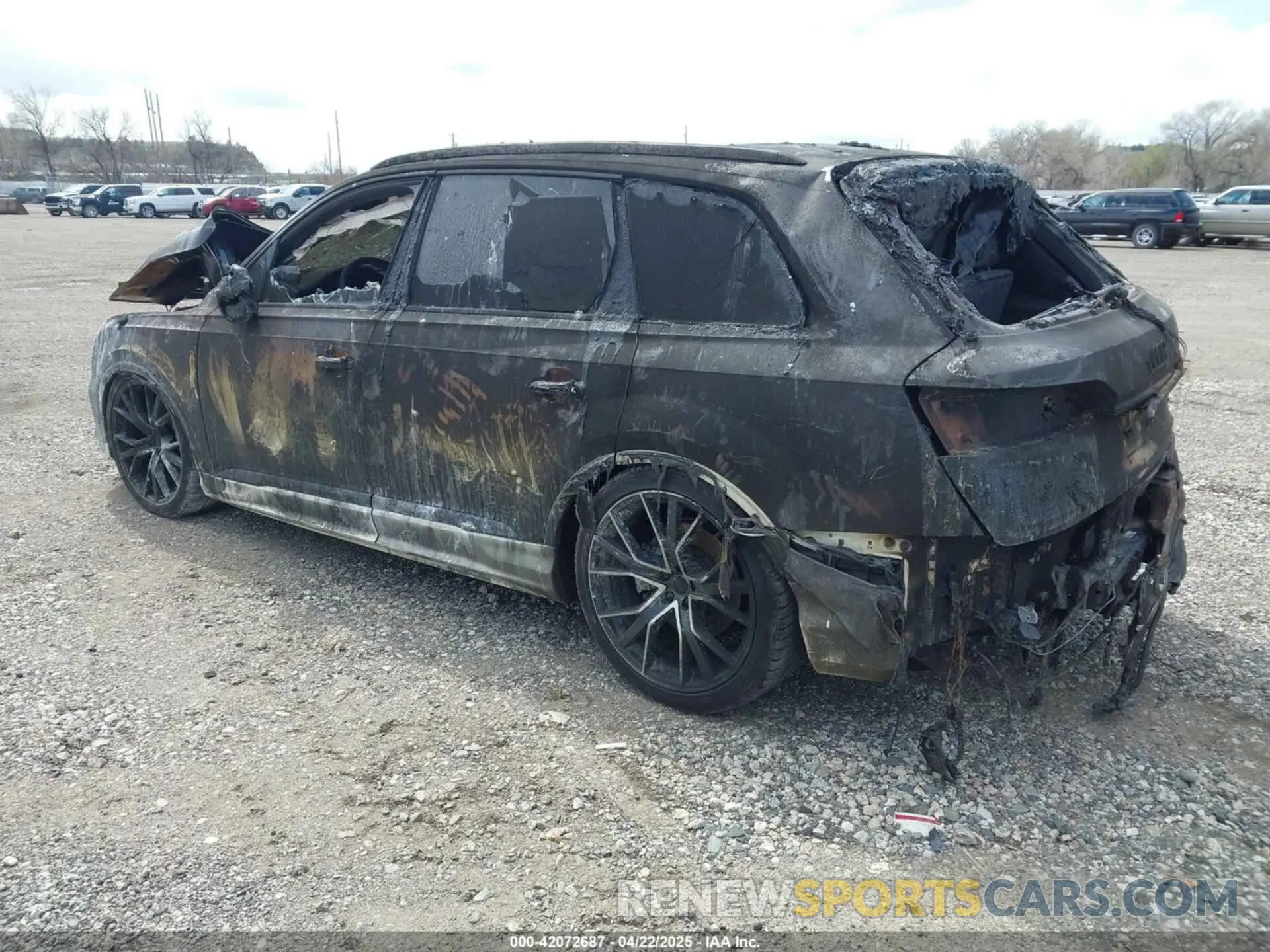 3 Photograph of a damaged car WA1VXBF73MD021287 AUDI Q7 2021