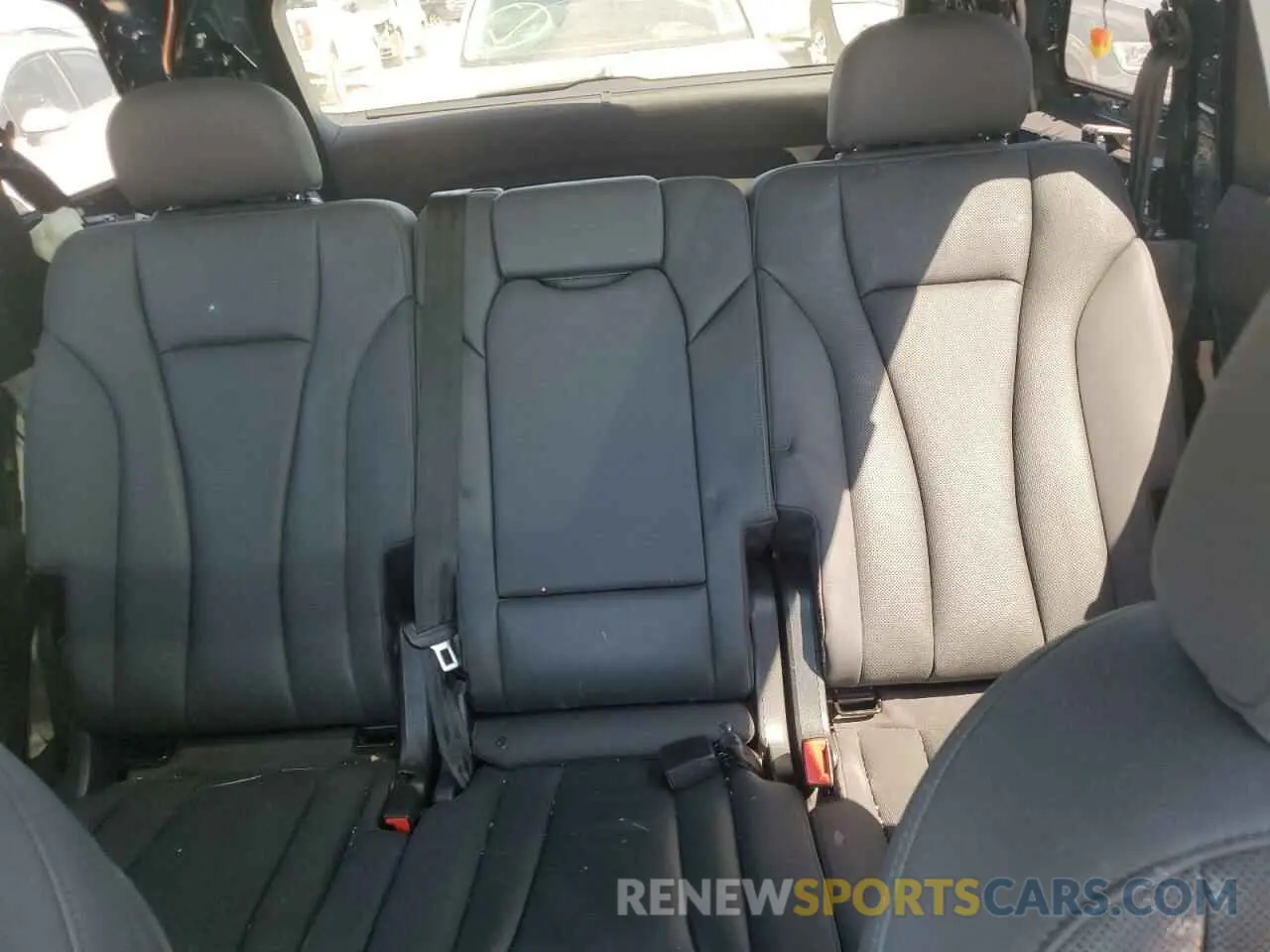 10 Photograph of a damaged car WA1VXBF75MD013403 AUDI Q7 2021