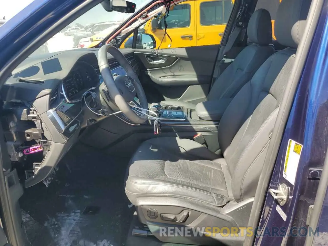 7 Photograph of a damaged car WA1VXBF75MD013403 AUDI Q7 2021