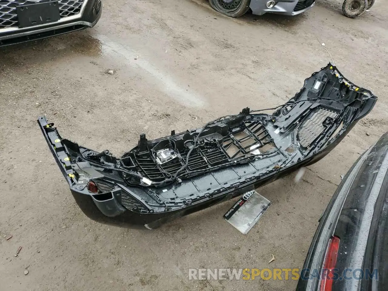 13 Photograph of a damaged car WA1WXAF71MD030505 AUDI Q7 2021