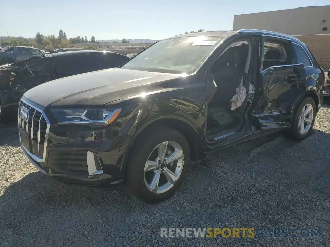 1 Photograph of a damaged car WA1AJBF70ND011737 AUDI Q7 2022