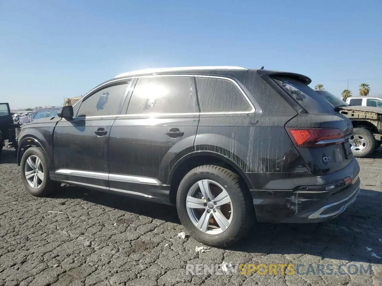 2 Photograph of a damaged car WA1AJBF72ND000707 AUDI Q7 2022