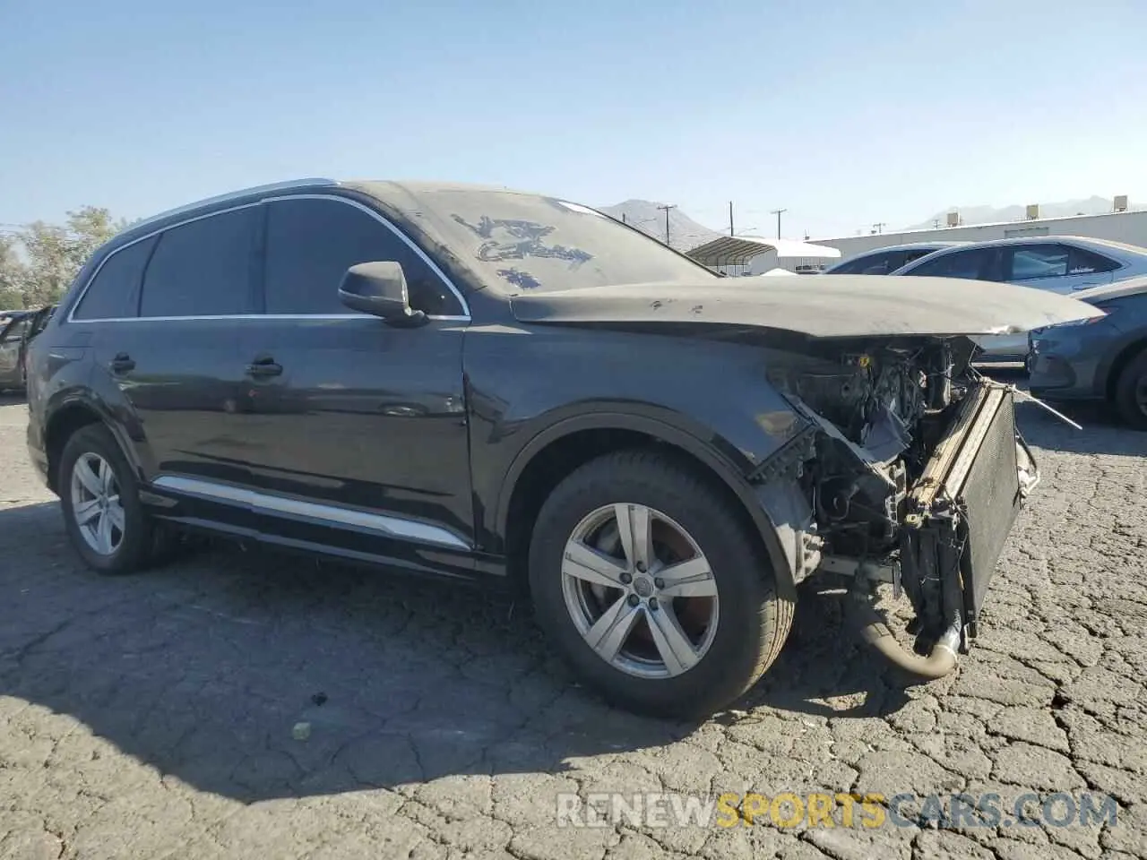4 Photograph of a damaged car WA1AJBF72ND000707 AUDI Q7 2022
