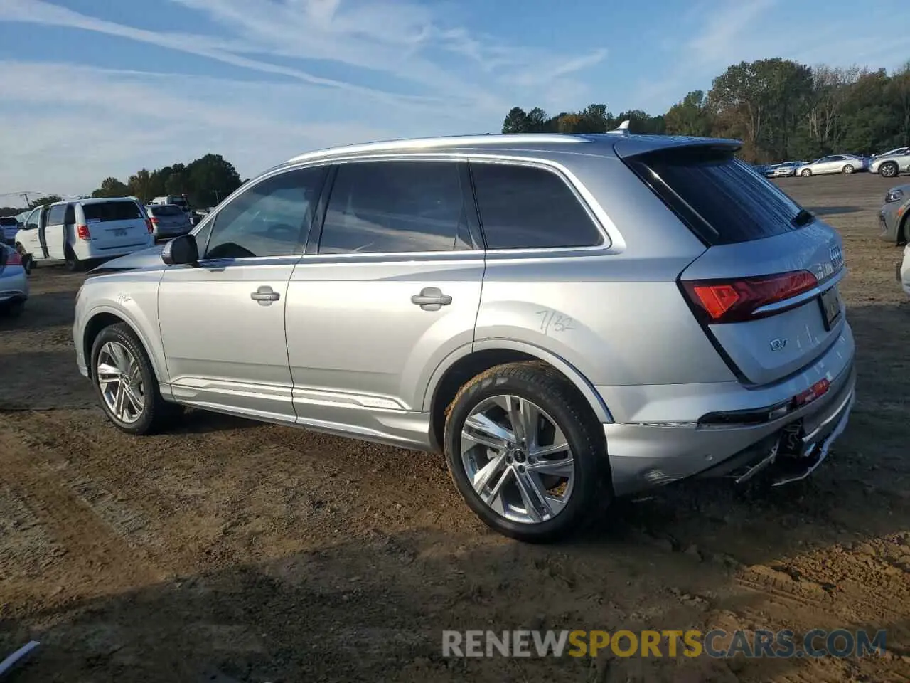 2 Photograph of a damaged car WA1AJBF73ND008654 AUDI Q7 2022