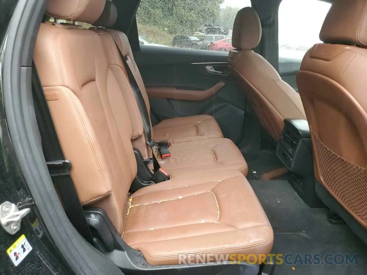 11 Photograph of a damaged car WA1AJBF75ND000328 AUDI Q7 2022