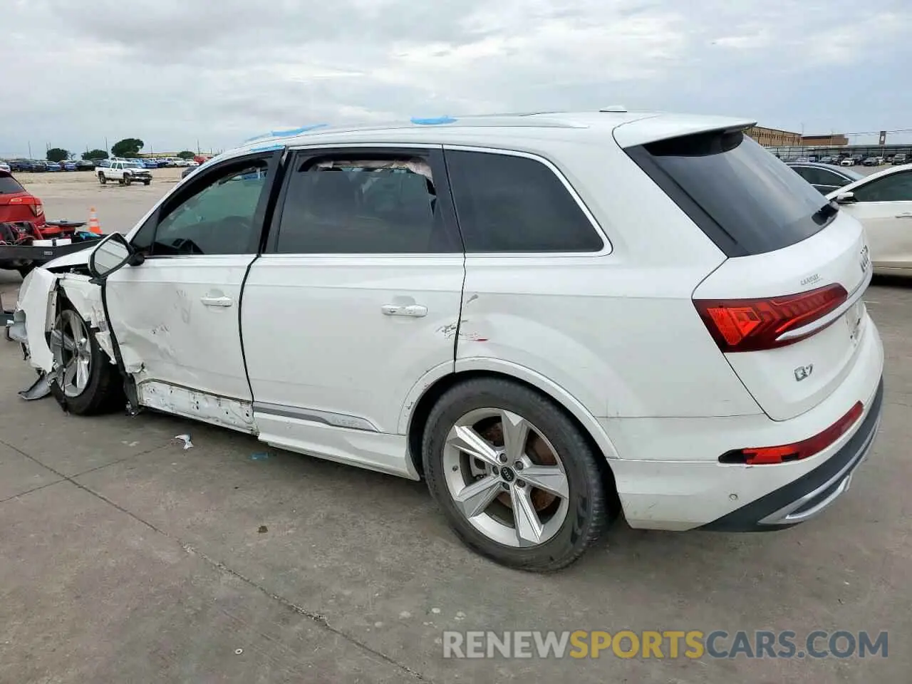 2 Photograph of a damaged car WA1AJBF78ND014501 AUDI Q7 2022