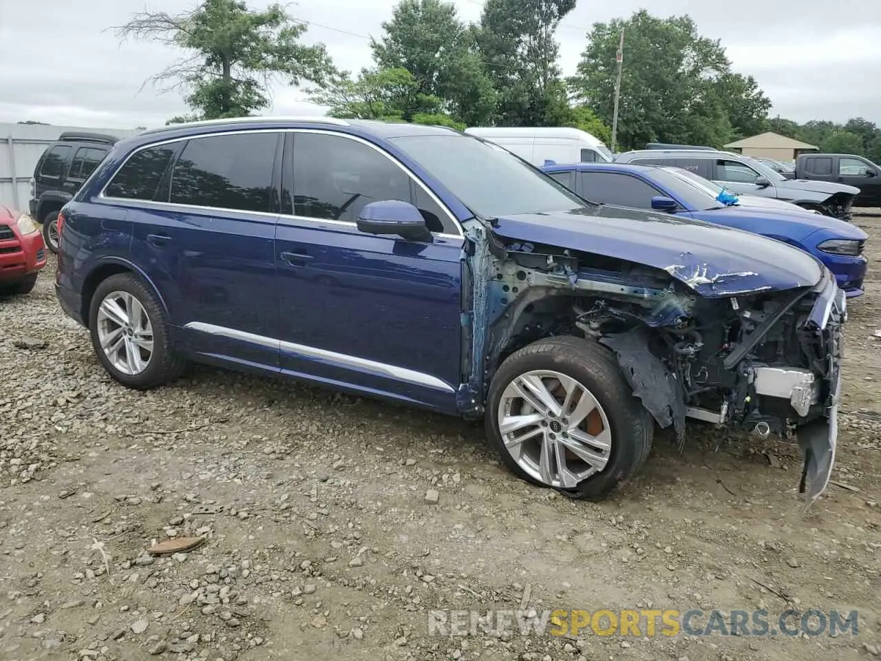 4 Photograph of a damaged car WA1AXBF70ND012742 AUDI Q7 2022