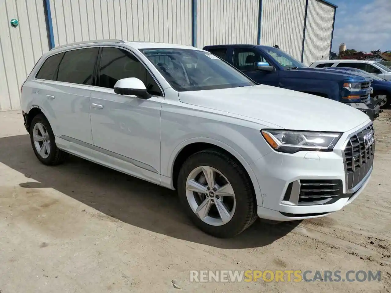 4 Photograph of a damaged car WA1AXBF73ND017790 AUDI Q7 2022