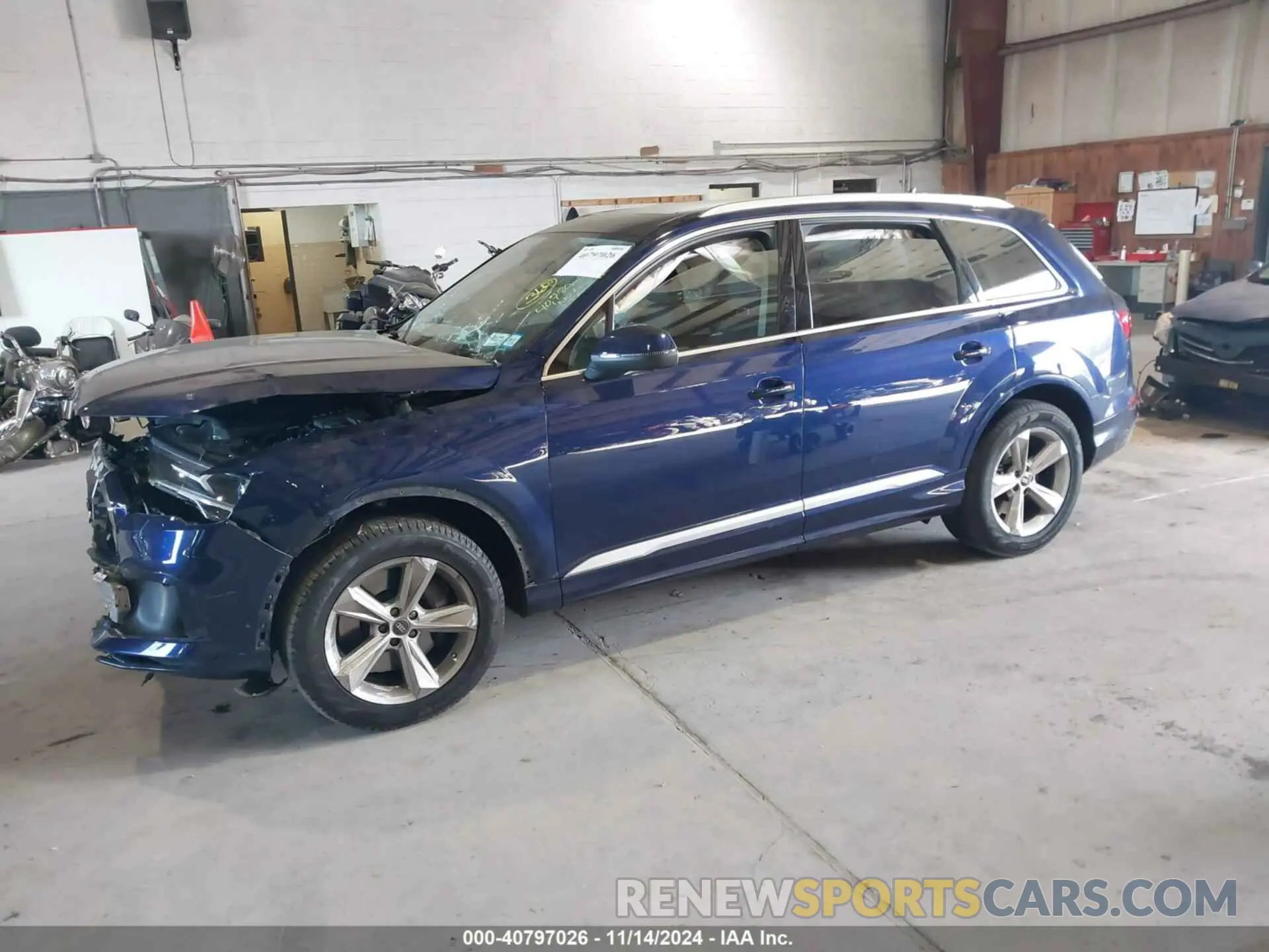 2 Photograph of a damaged car WA1AXBF76ND016732 AUDI Q7 2022