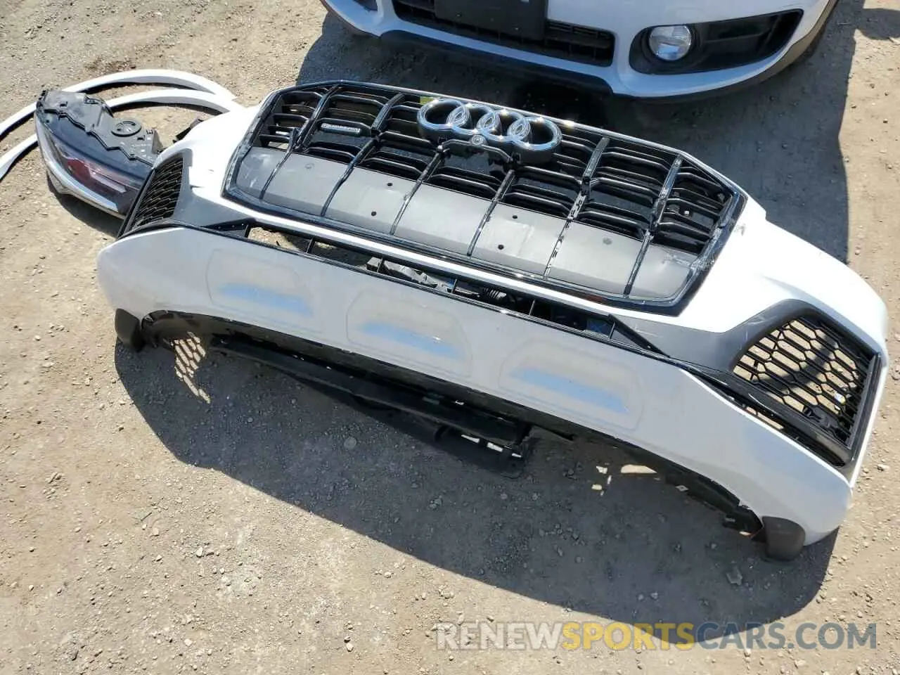 13 Photograph of a damaged car WA1BXBF70ND022028 AUDI Q7 2022