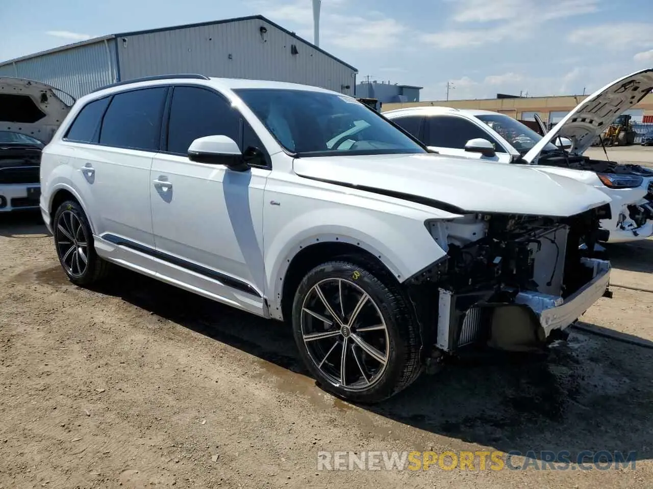 4 Photograph of a damaged car WA1BXBF70ND022028 AUDI Q7 2022