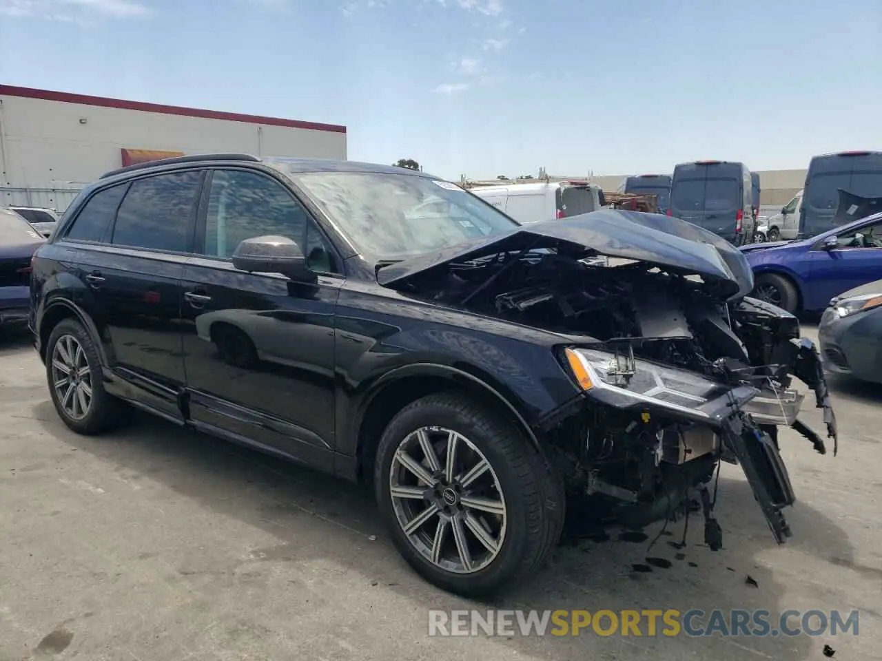 4 Photograph of a damaged car WA1LJBF75ND010480 AUDI Q7 2022