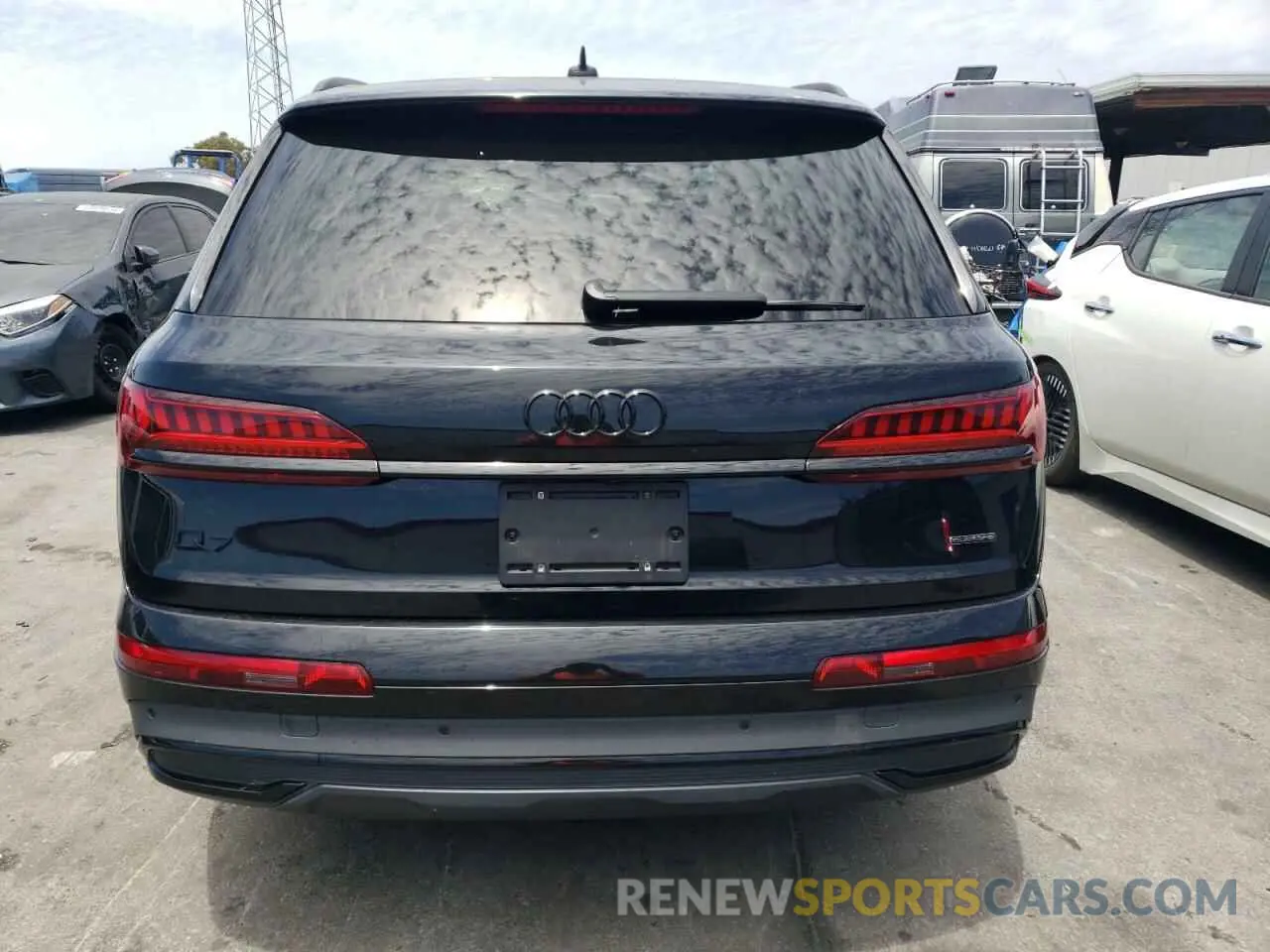 6 Photograph of a damaged car WA1LJBF75ND010480 AUDI Q7 2022