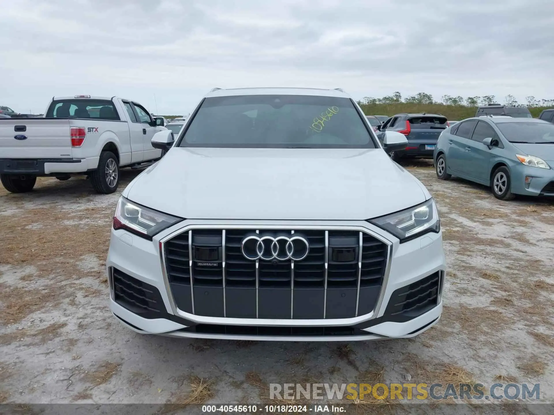 6 Photograph of a damaged car WA1LJBF78ND007198 AUDI Q7 2022