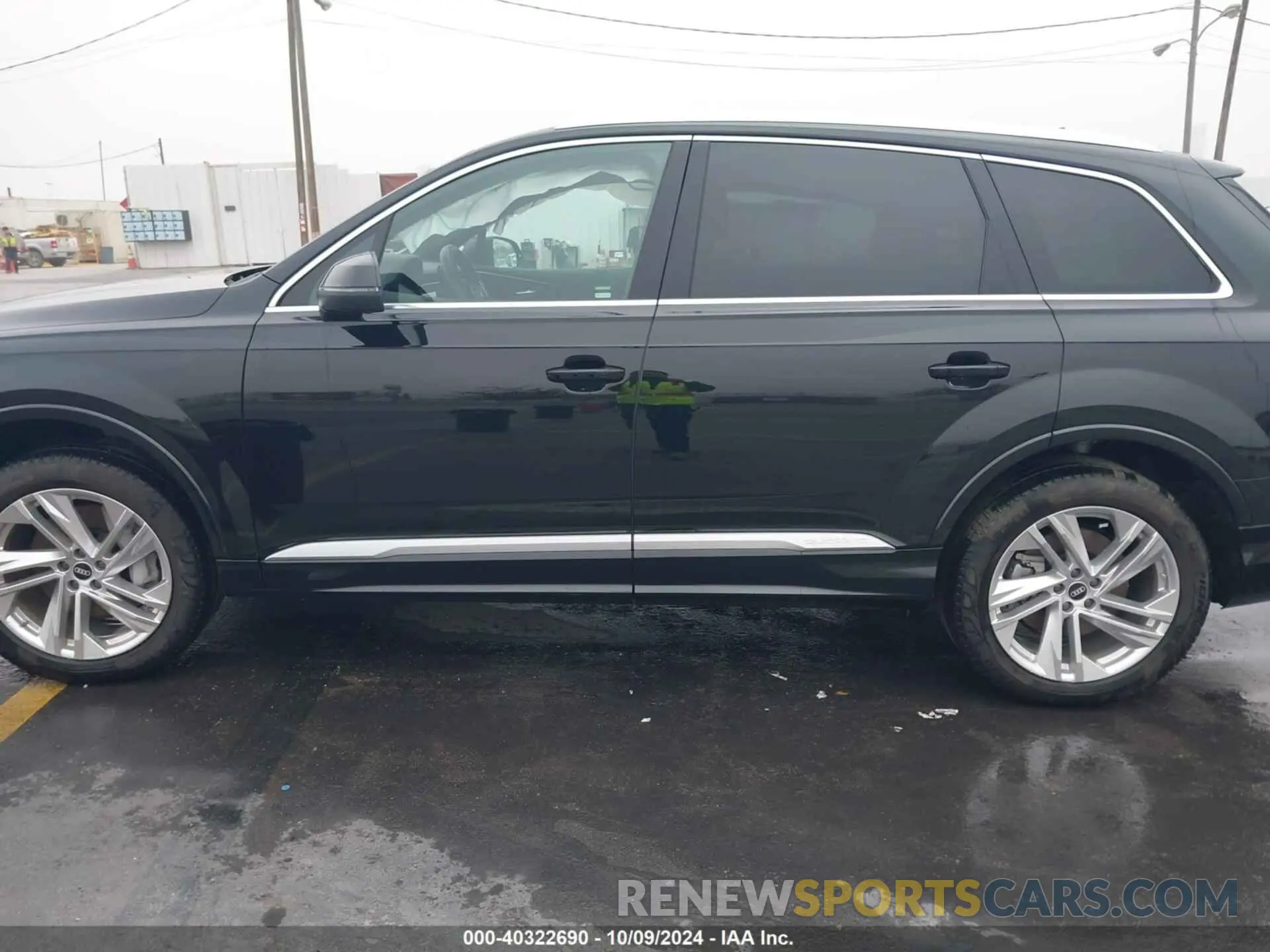 15 Photograph of a damaged car WA1LJBF79ND001264 AUDI Q7 2022